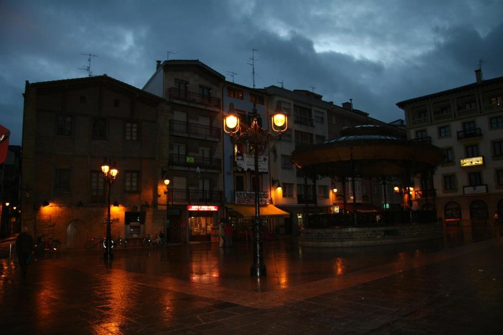 Ekia Pentsioa Otel Zarautz Dış mekan fotoğraf