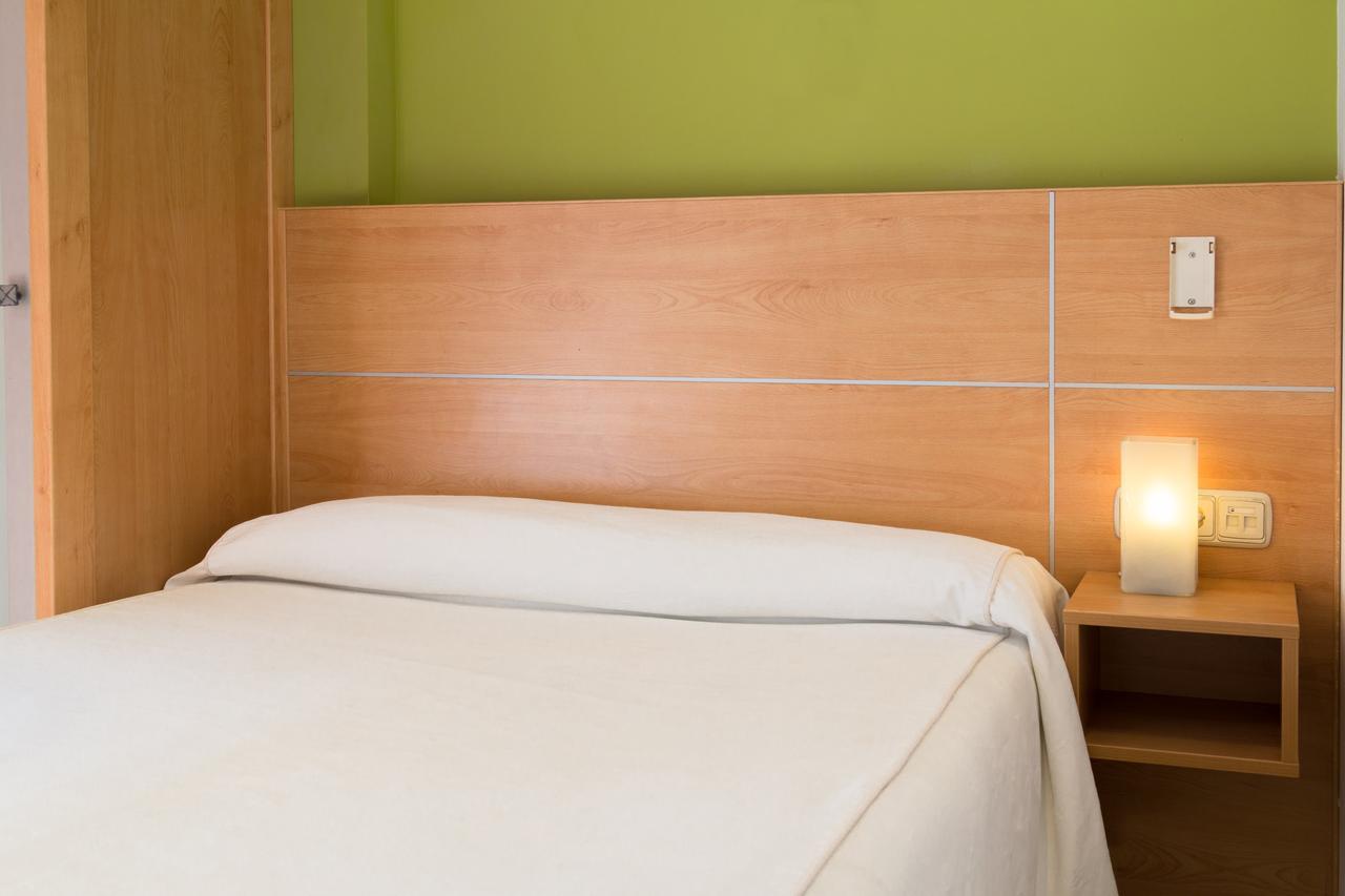 Ekia Pentsioa Otel Zarautz Dış mekan fotoğraf